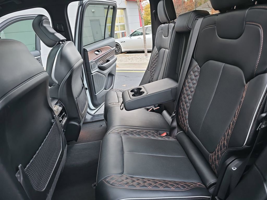 Certified 2022 Jeep Grand Cherokee Summit w/ Adv Protech Group IV image 14