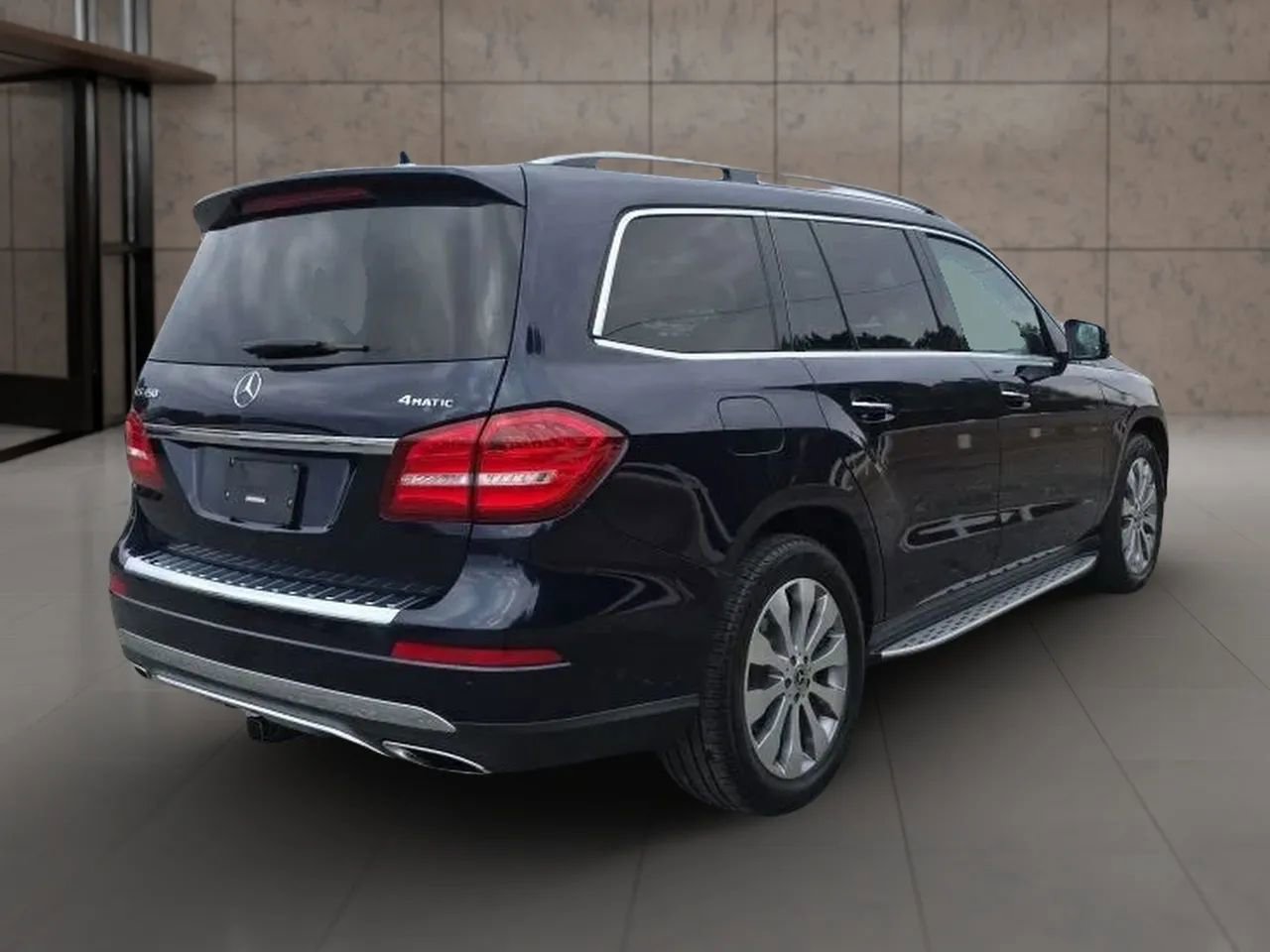 Used 2017 Mercedes-Benz GLS 450 4MATIC image 7
