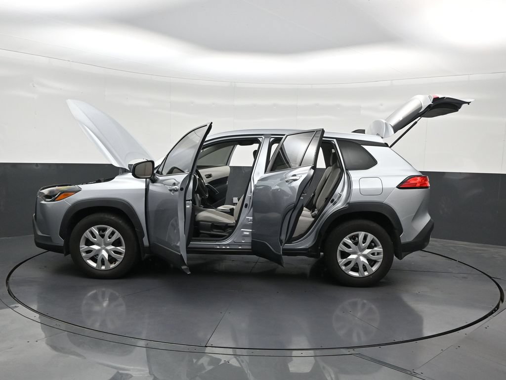 Used 2022 Toyota Corolla Cross L FWD image 33