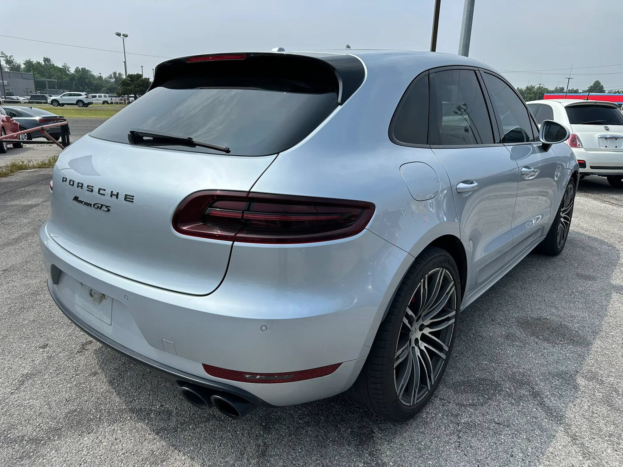 Used 2017 Porsche Macan GTS AWD/4WD image 33