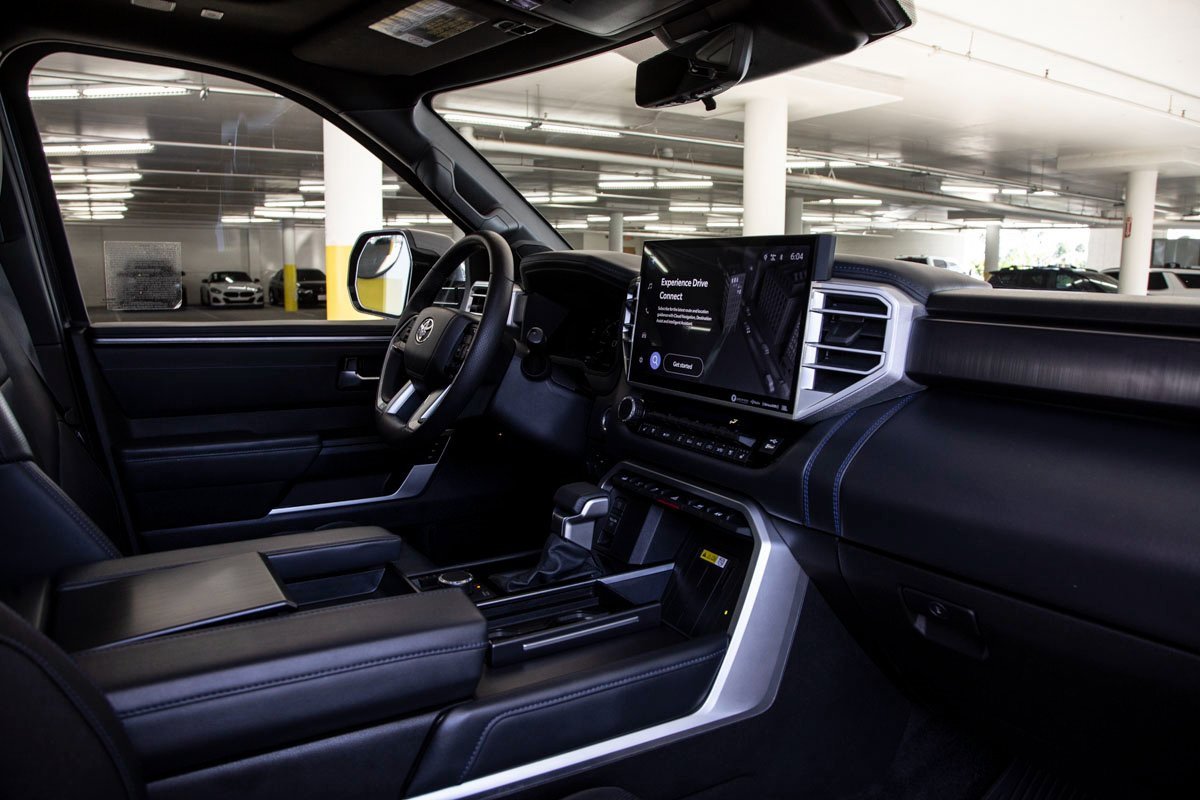 Used 2022 Toyota Tundra Platinum image 28