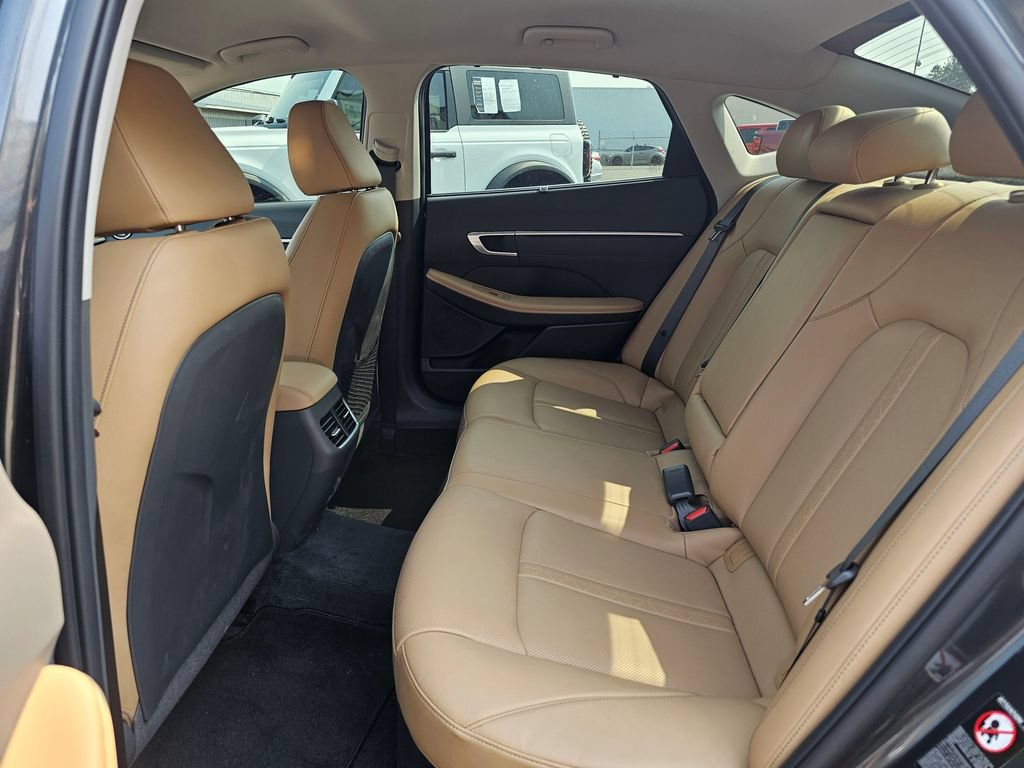 Used 2022 Hyundai Sonata Limited FWD image 16