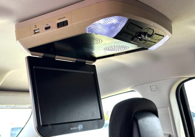 Used 2014 Dodge Journey SXT w/ Flexible Seating Group FWD image 28