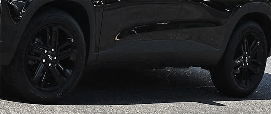Used 2026 Chevrolet Trax ACTIV w/ Sunroof Package FWD image 26