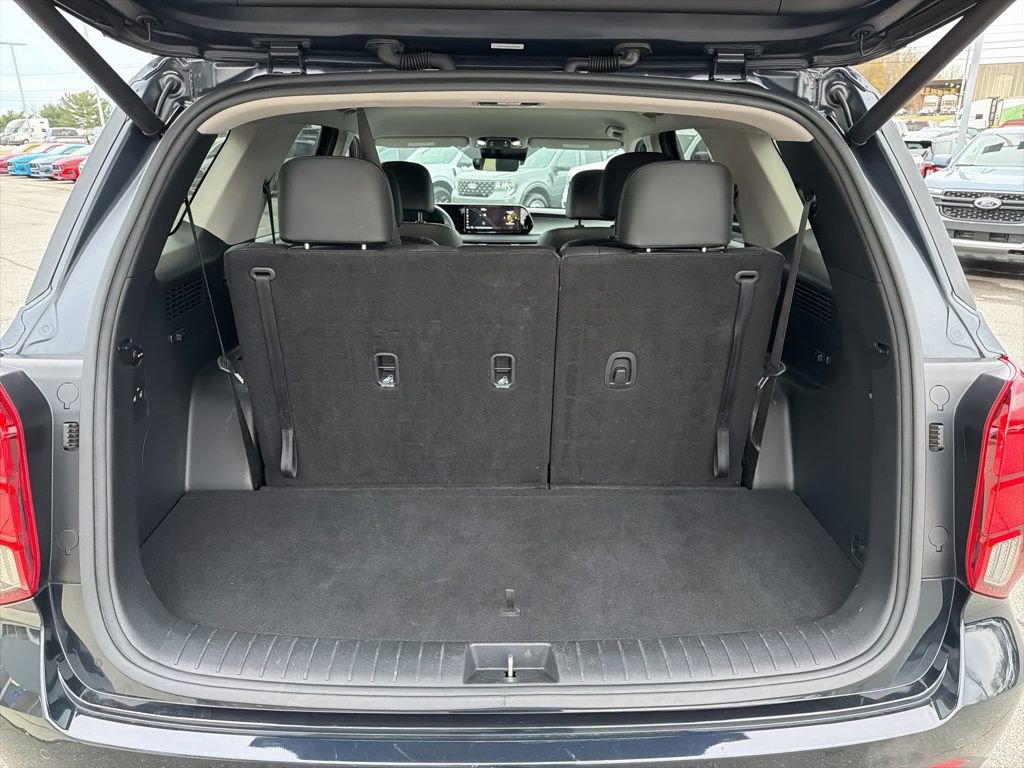 Used 2025 Hyundai Palisade SEL image 17