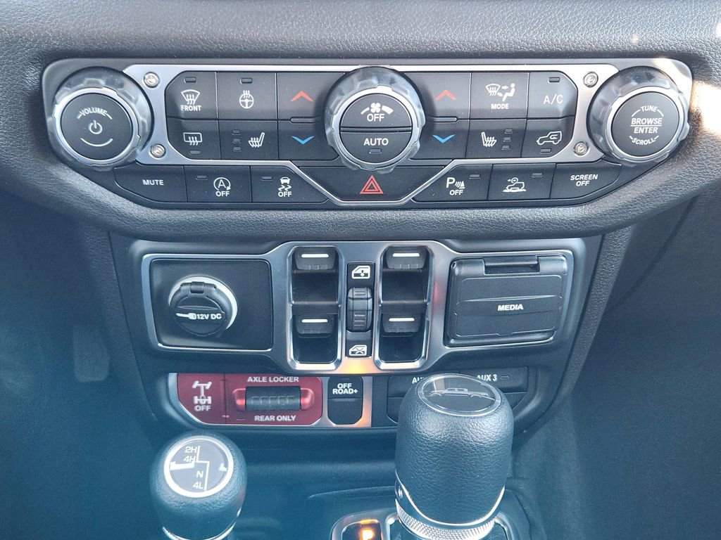 New 2025 Jeep Gladiator Willys image 16