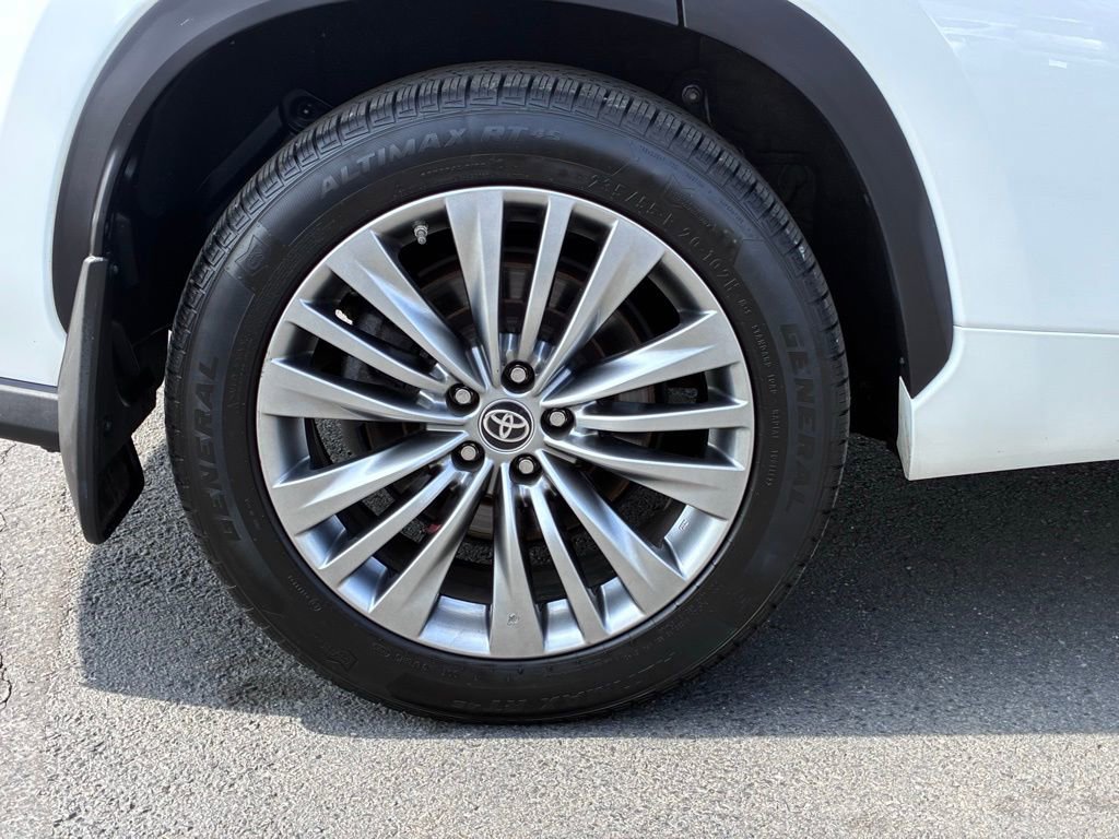 Used 2020 Toyota Highlander Platinum AWD/4WD image 55