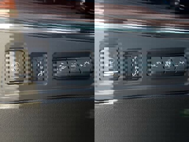 New 2026 Cadillac XT5 Premium Luxury w/ Driver Assist Package image 18