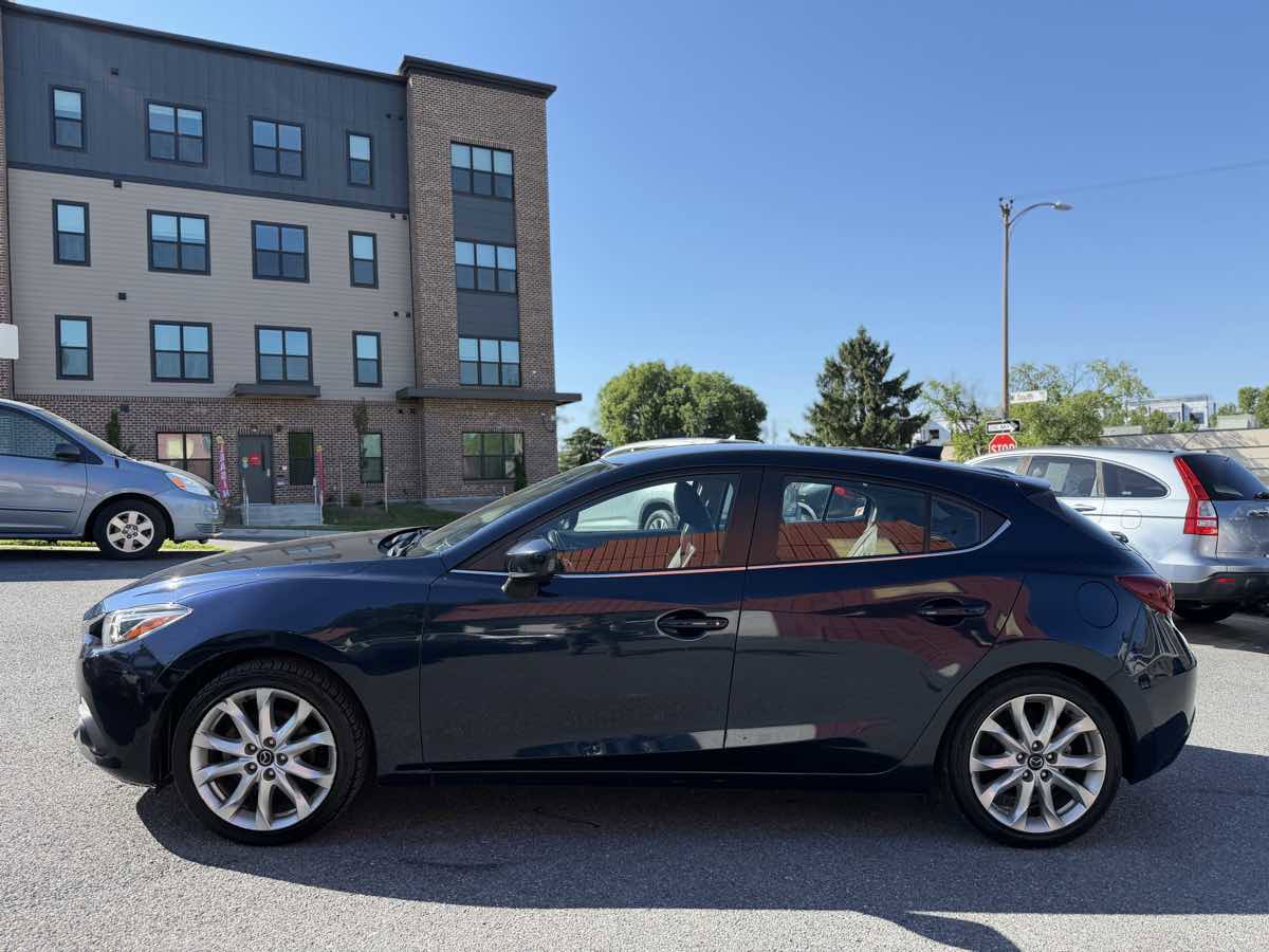 Used 2014 MAZDA MAZDA3 s Touring FWD image 4