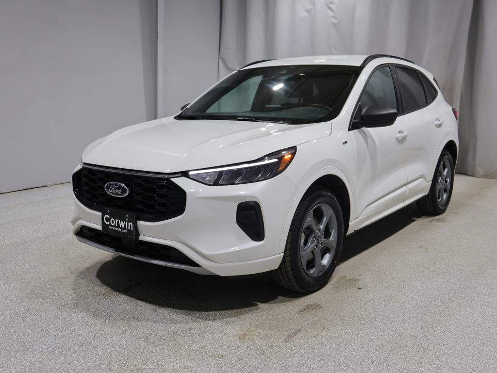 Used 2024 Ford Escape ST-Line image 7