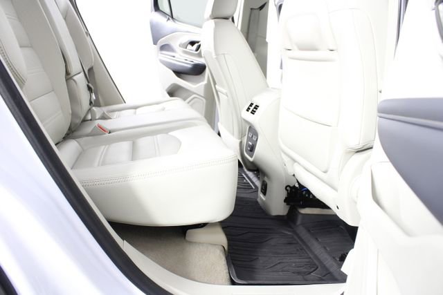 Used 2023 GMC Terrain Denali w/ Denali Premium Package image 23