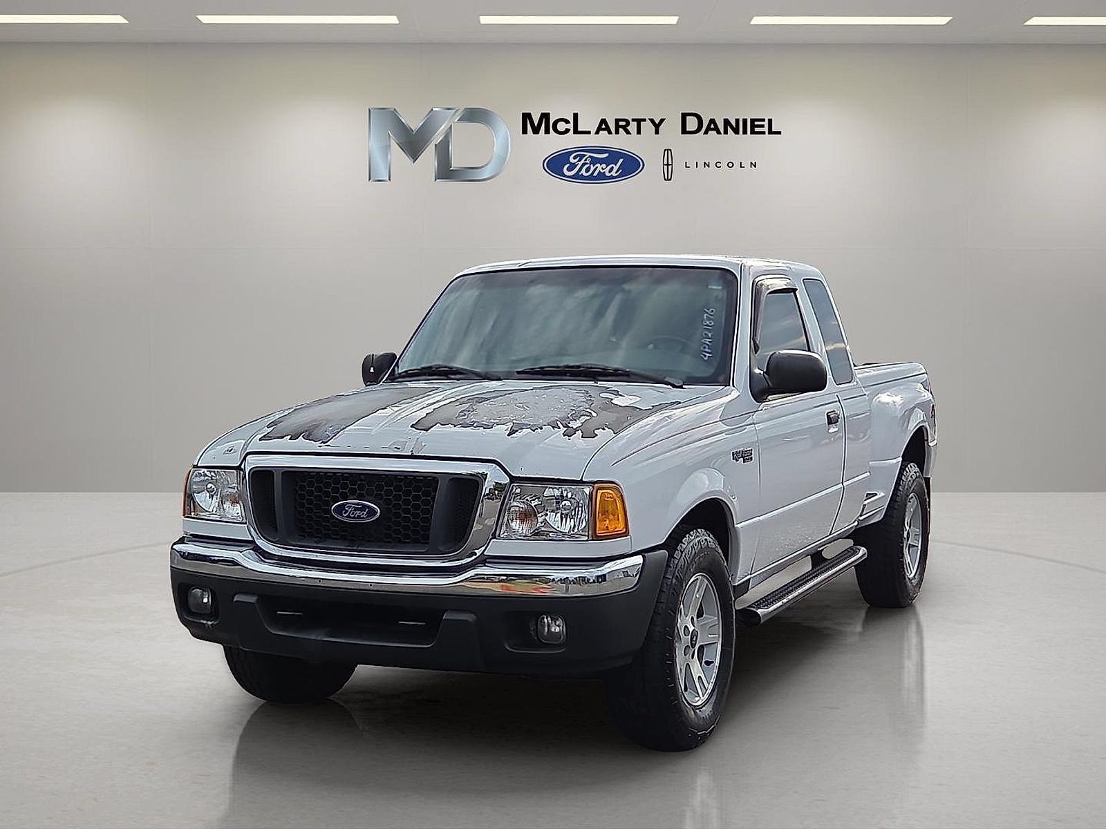 Used 2004 Ford Ranger XLT AWD/4WD image 2
