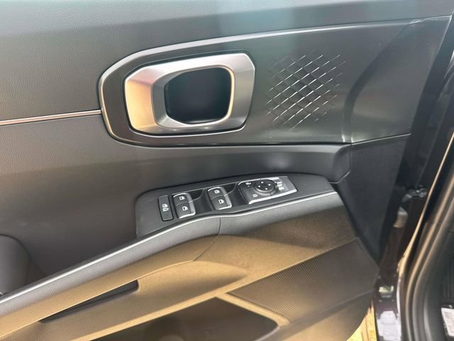 New 2026 Kia Sorento LX FWD image 23