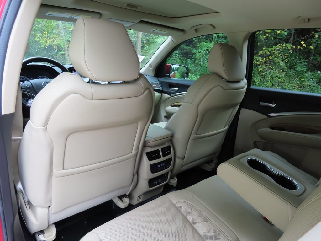 Used 2019 Acura MDX w/ Technology Package AWD/4WD image 28