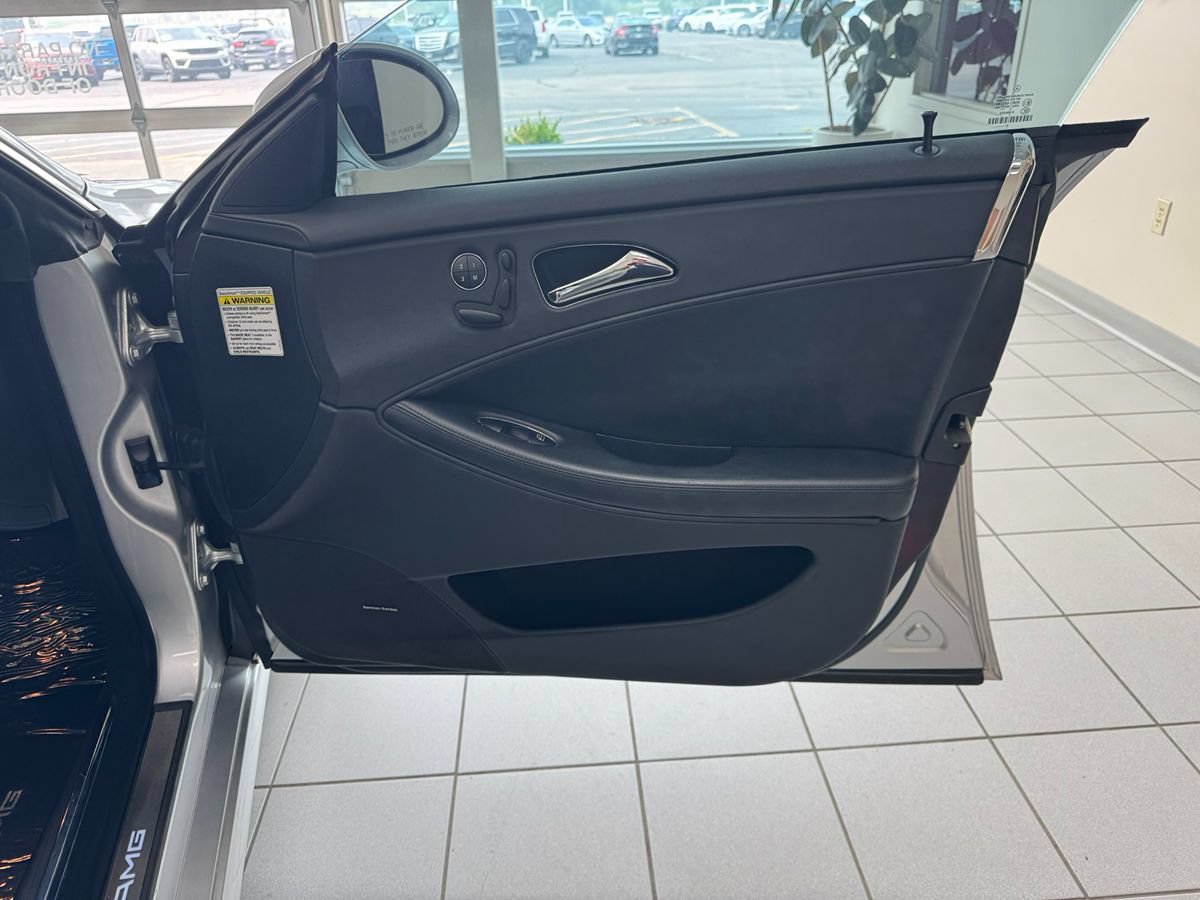 Used 2006 Mercedes-Benz CLS 55 AMG image 18