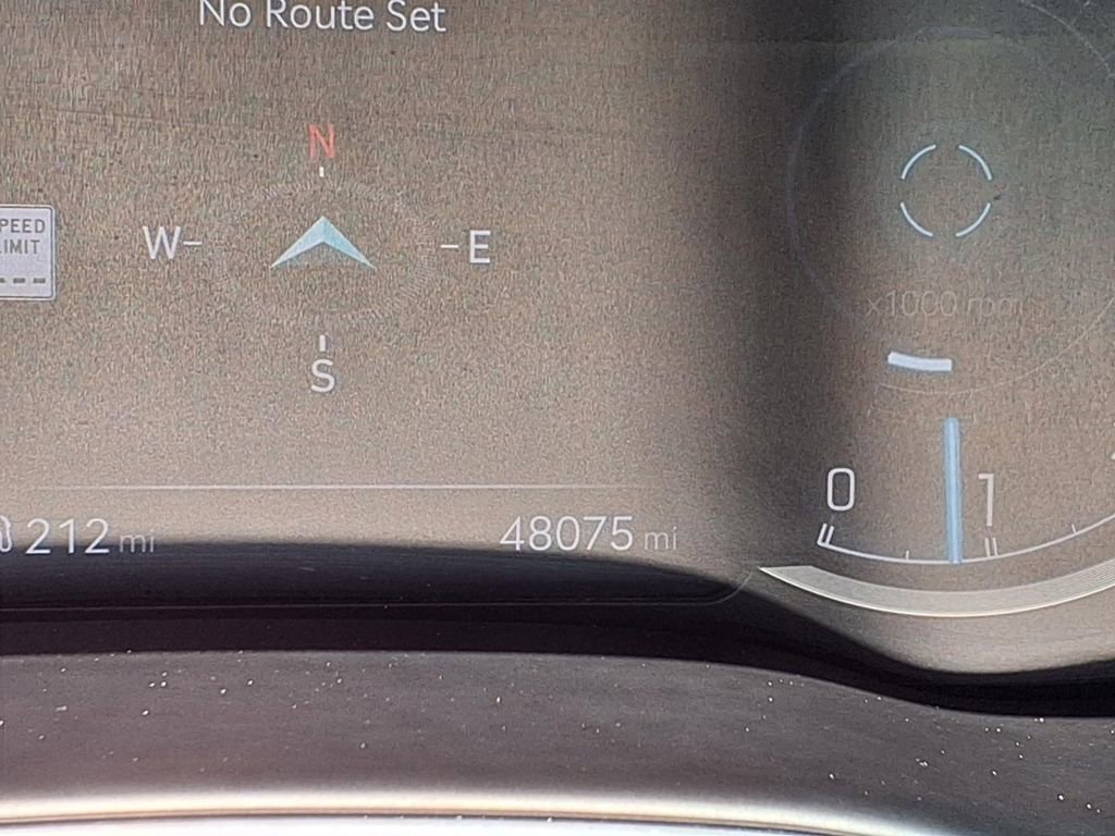 Used 2024 Genesis GV80 2.5T AWD/4WD image 36