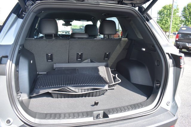 New 2027 Chevrolet Equinox RS w/ Convenience Package III FWD image 19