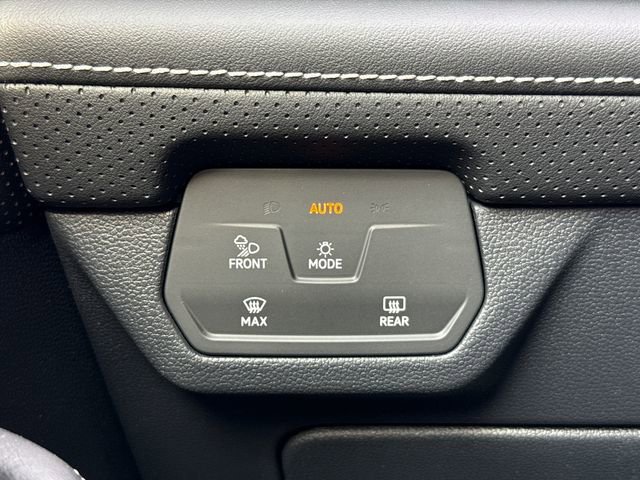 New 2026 Volkswagen Atlas SEL Premium R-Line image 43