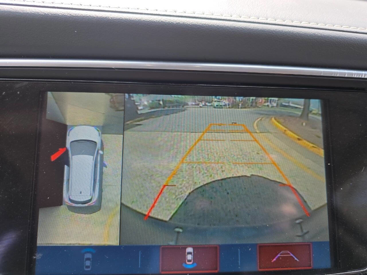 Used 2019 Buick Enclave Essence w/ Trailering Package, 5000 lbs. image 19