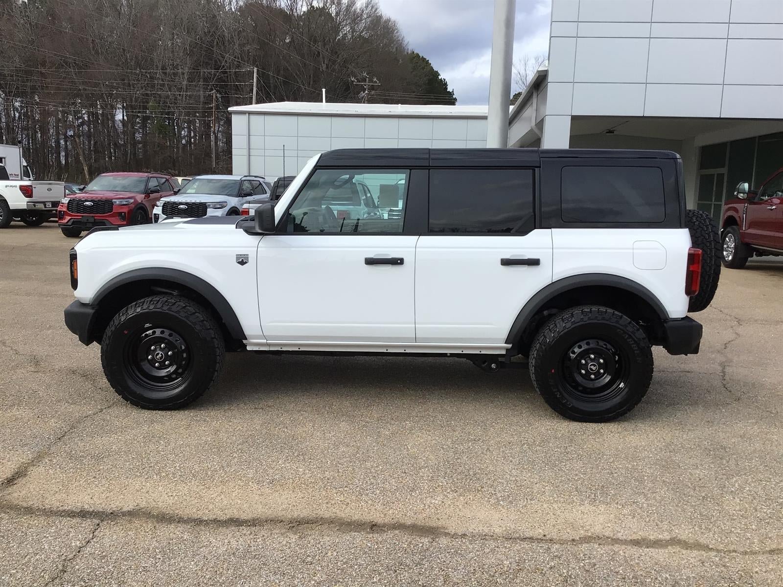 New 2026 Ford Bronco Big Bend AWD/4WD image 13