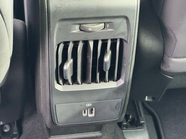 Used 2024 Dodge Hornet R/T image 23