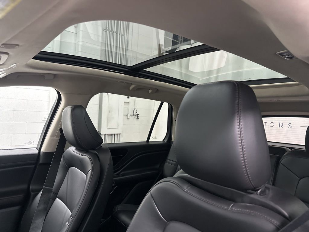 Used 2024 Lincoln Aviator AWD w/ Premium Package image 35