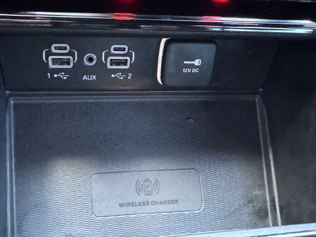 Used 2023 Jeep Grand Cherokee Altitude AWD/4WD image 29