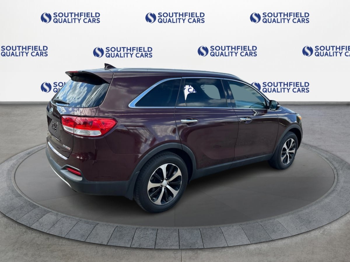 Used 2017 Kia Sorento EX FWD image 7