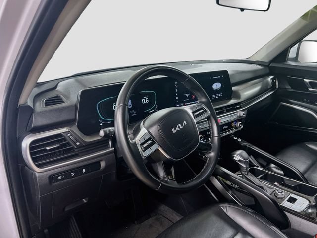 Certified 2023 Kia Telluride S w/ S Sunroof Package FWD image 9
