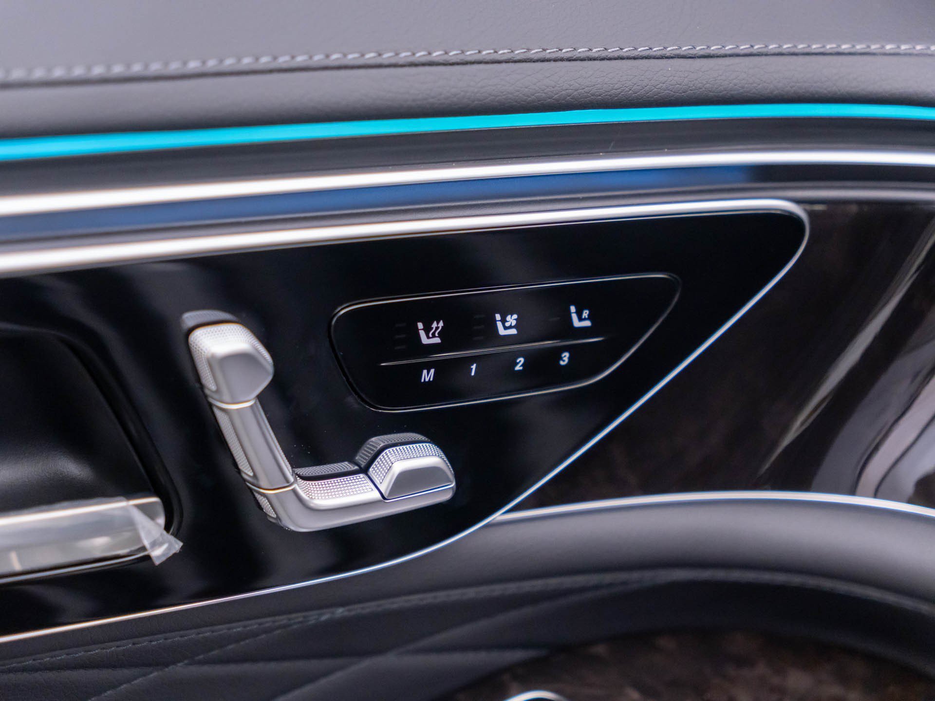 New 2027 Mercedes-Benz S 580 4MATIC Sedan image 16
