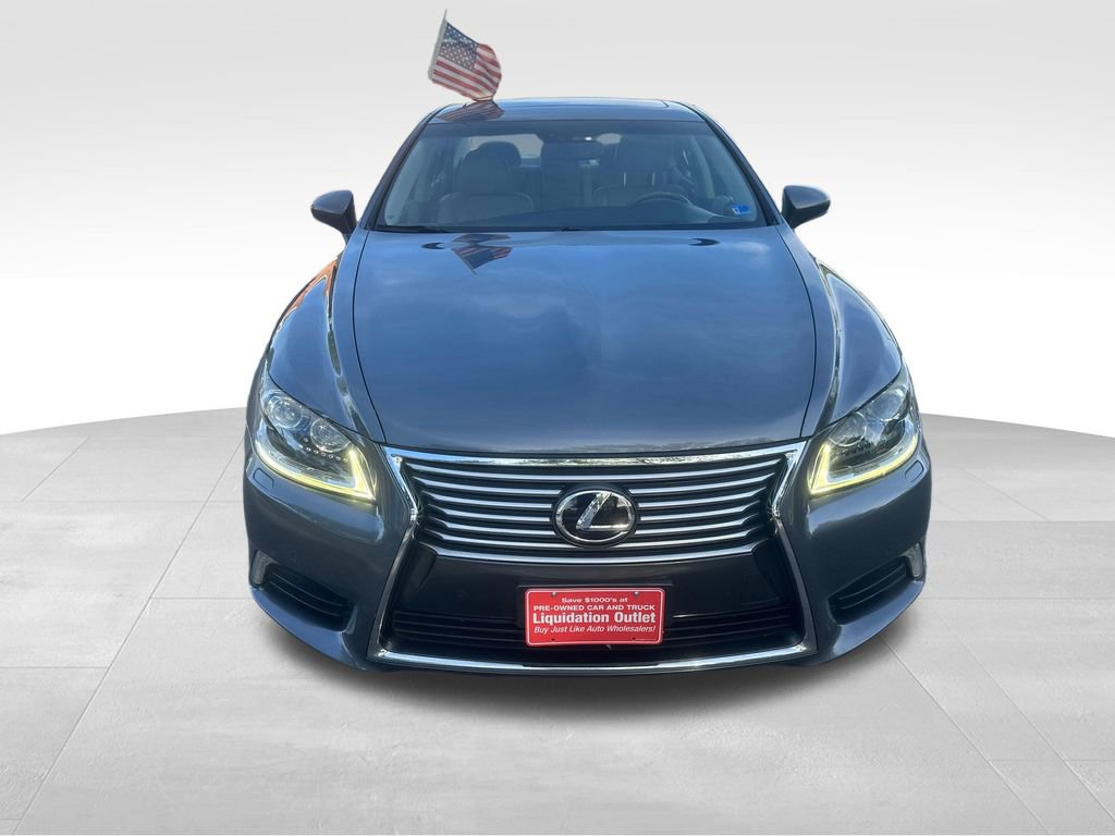 Used 2015 Lexus LS 460 AWD w/ Comfort Package image 3