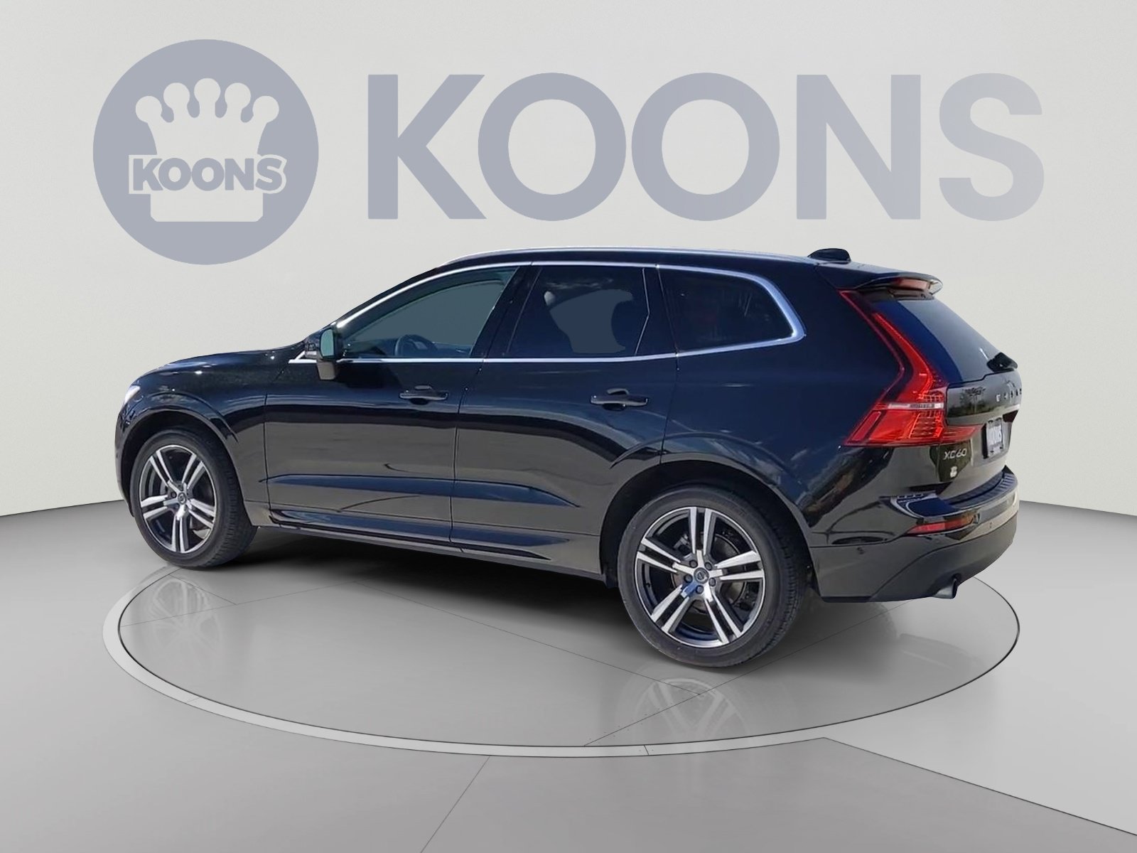 Used 2019 Volvo XC60 T5 Momentum w/ Protection Package Premier FWD image 8