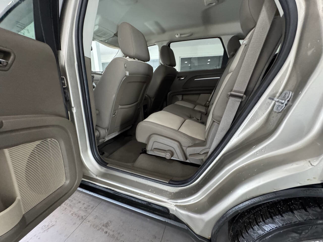 Used 2009 Dodge Journey SXT w/ Convenience Group I AWD/4WD image 18