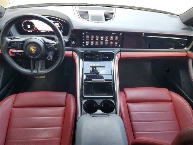 Certified 2024 Porsche Panamera image 37
