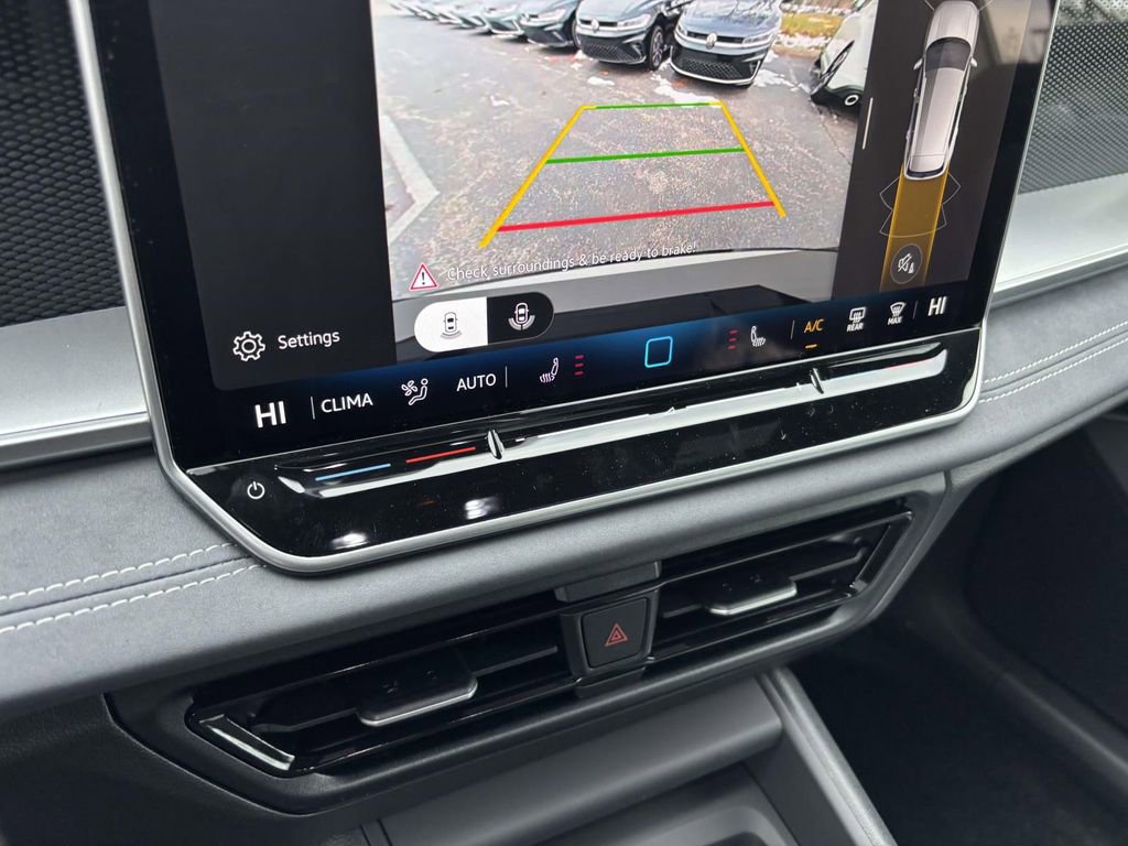 New 2026 Volkswagen Tiguan SE R-Line image 21