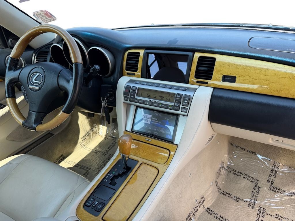 Used 2002 Lexus SC 430 Convertible RWD image 12