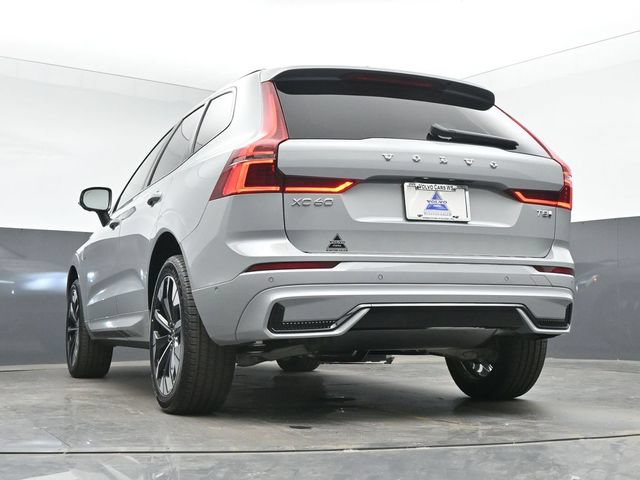 New 2026 Volvo XC60 T8 Plus w/ Protection Package Premier AWD/4WD image 44