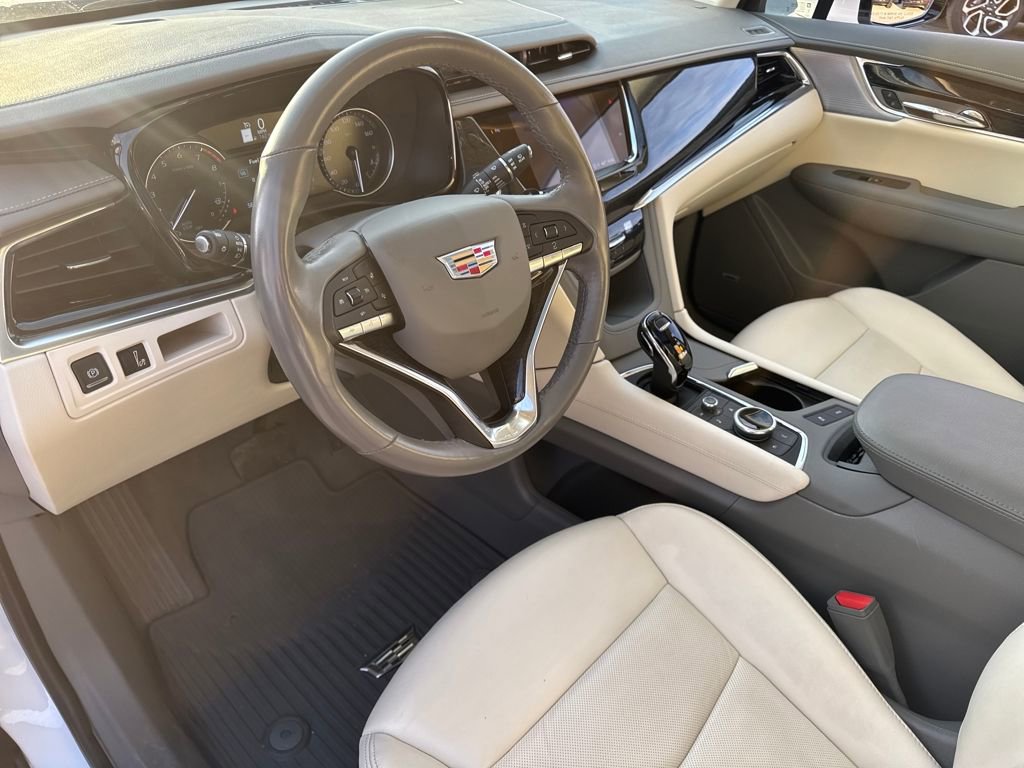 Certified 2023 Cadillac XT6 Premium Luxury image 19