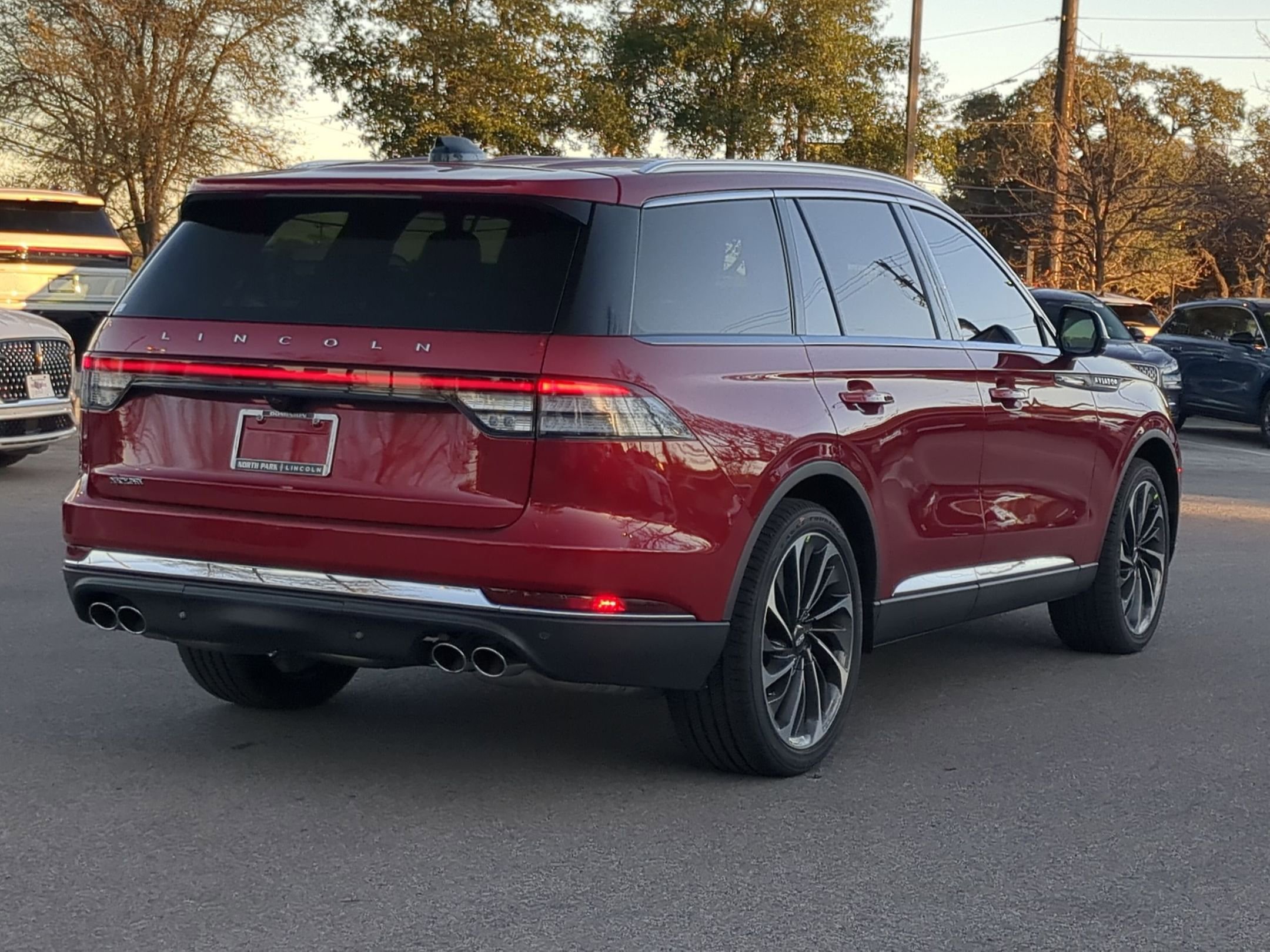 New 2026 Lincoln Aviator 2WD image 3