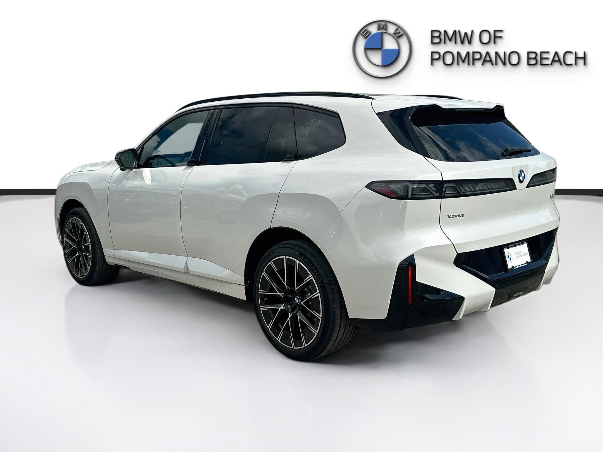 New 2027 BMW X5 xDrive40i w/ M Sport Professional Package AWD/4WD image 4