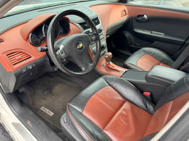 Used 2008 Chevrolet Malibu LTZ image 13