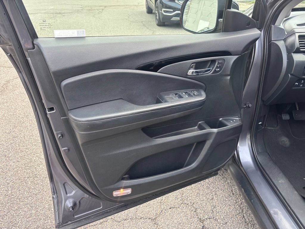 Used 2019 Honda Pilot Elite image 10