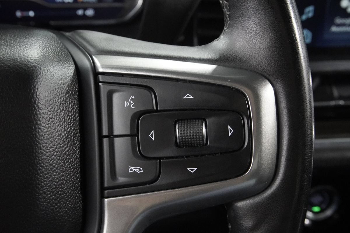 Used 2023 Chevrolet Silverado 1500 LT w/ Protection Package AWD/4WD image 16