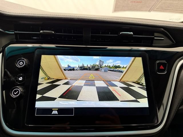 Used 2023 Chevrolet Bolt LT FWD image 31