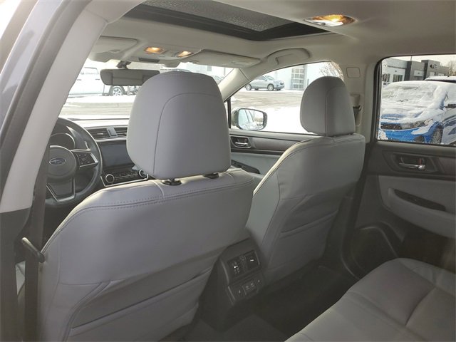 Used 2019 Subaru Outback 2.5i Limited image 11