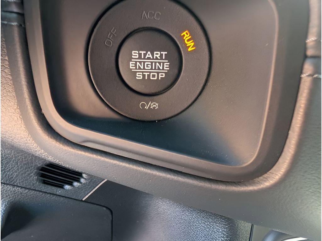 New 2026 Jeep Wrangler Unlimited Sahara AWD/4WD image 23
