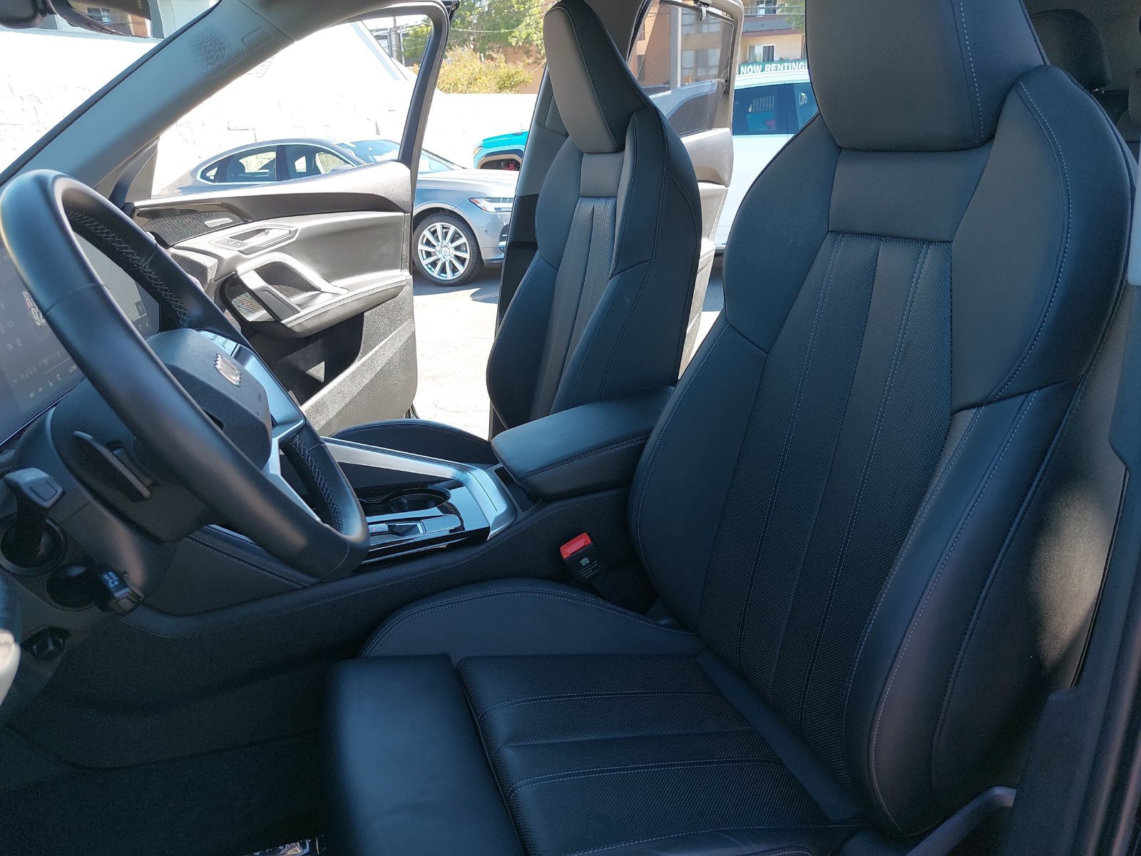 Used 2025 Audi Q5 Premium Plus w/ Premium Plus AWD/4WD image 15