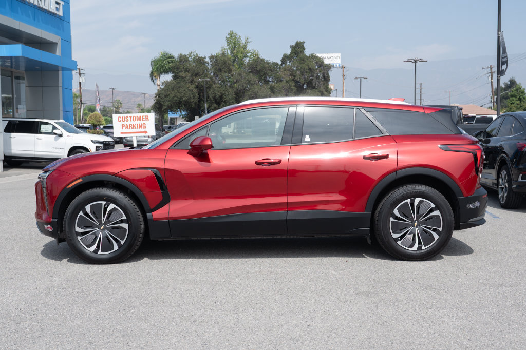 Used 2024 Chevrolet Blazer EV LT AWD/4WD image 7