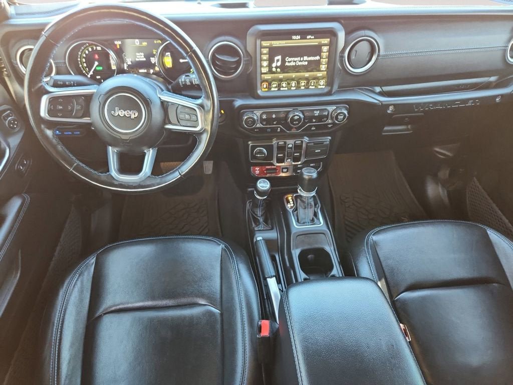 Used 2022 Jeep Wrangler Unlimited Rubicon 4xe w/ Cold Weather Group AWD/4WD image 10