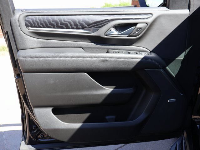 Used 2023 GMC Yukon Denali AWD/4WD image 46